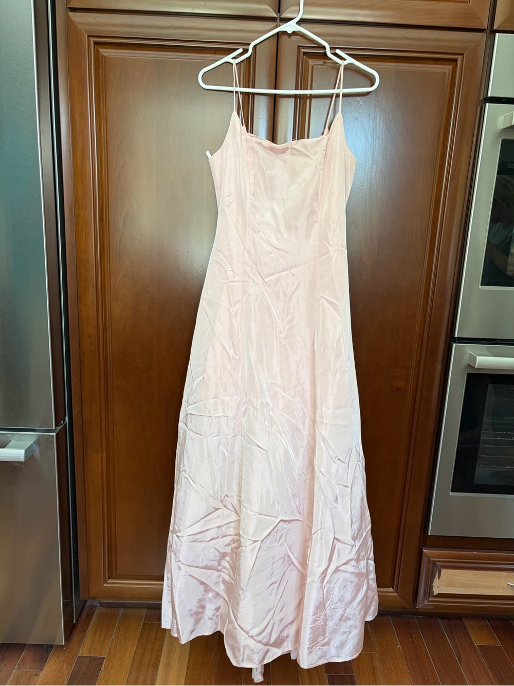 Elegant Pink Satin Prom Dress with Spaghetti Straps